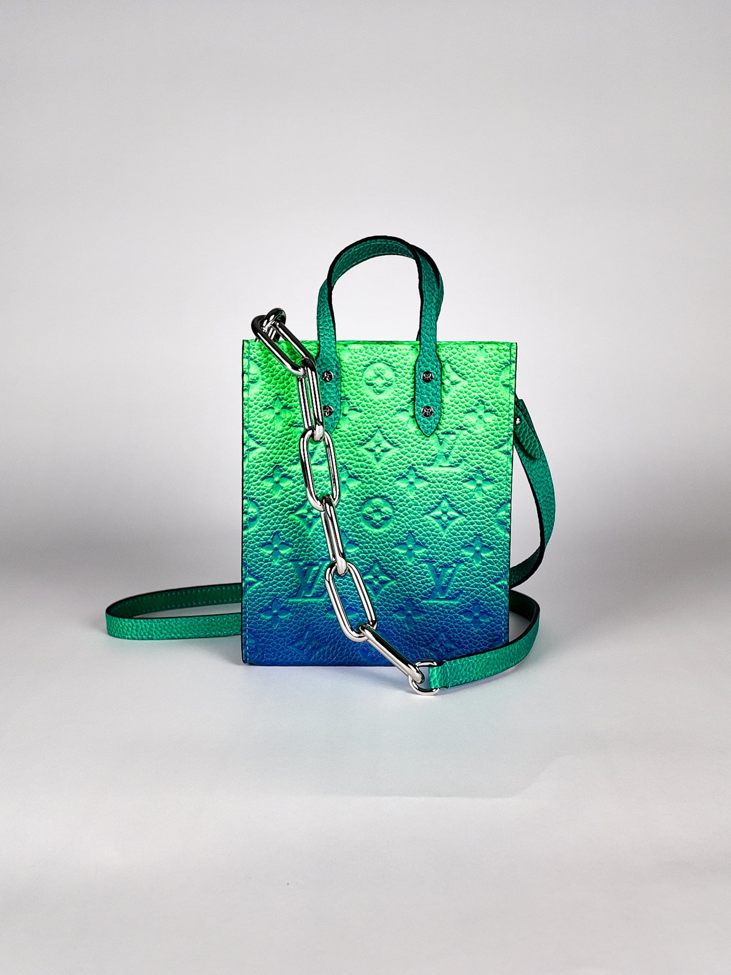 LOUIS VUITTON SAC PLAT BAG XS