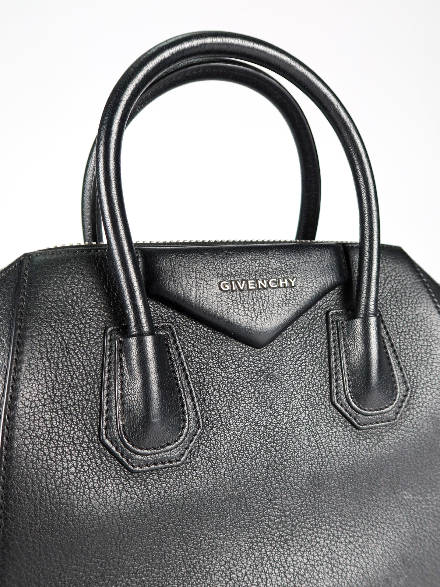 GIVENCHY SMALL ANTIGONA BAG