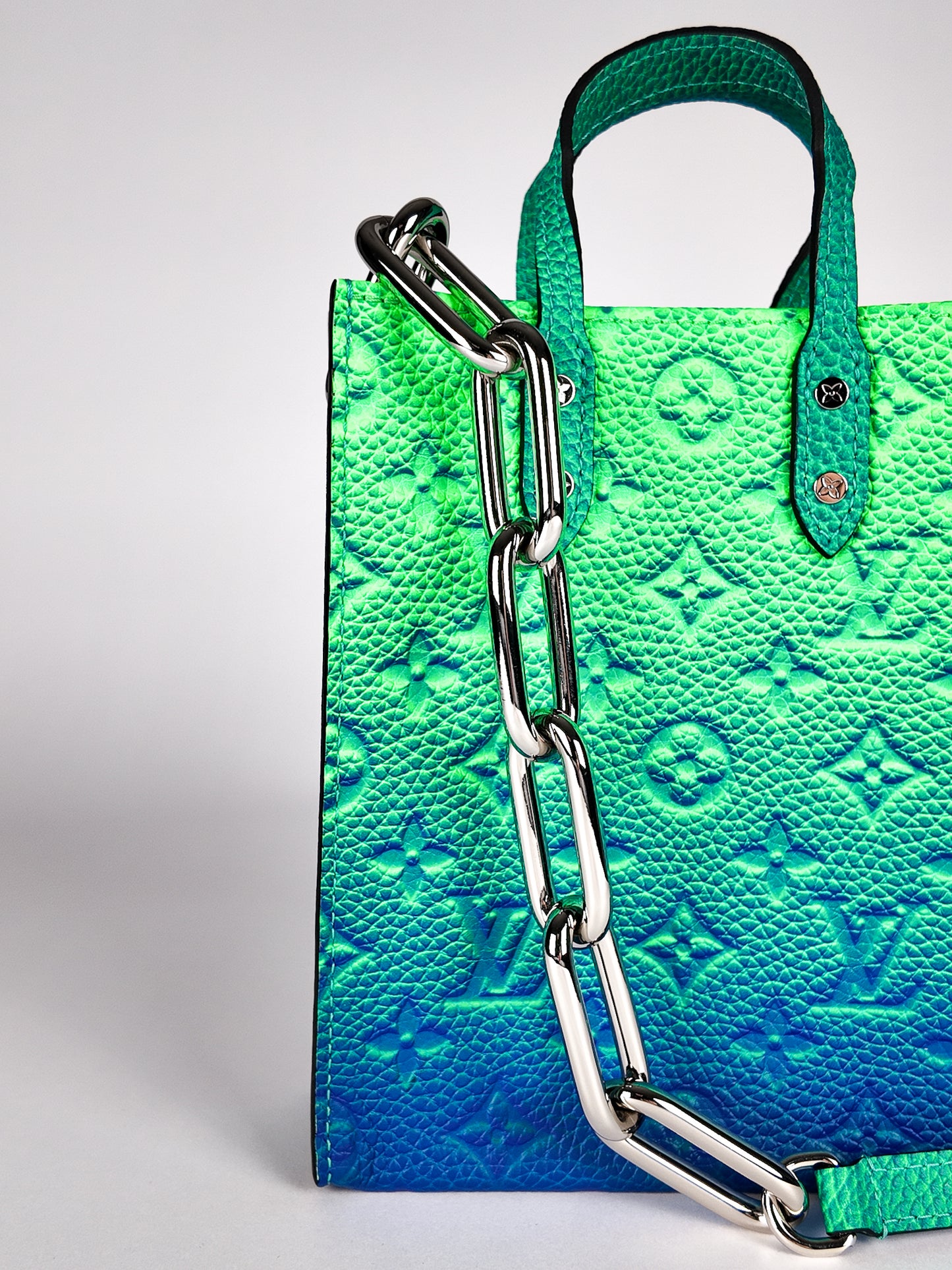 LOUIS VUITTON SAC PLAT BAG XS