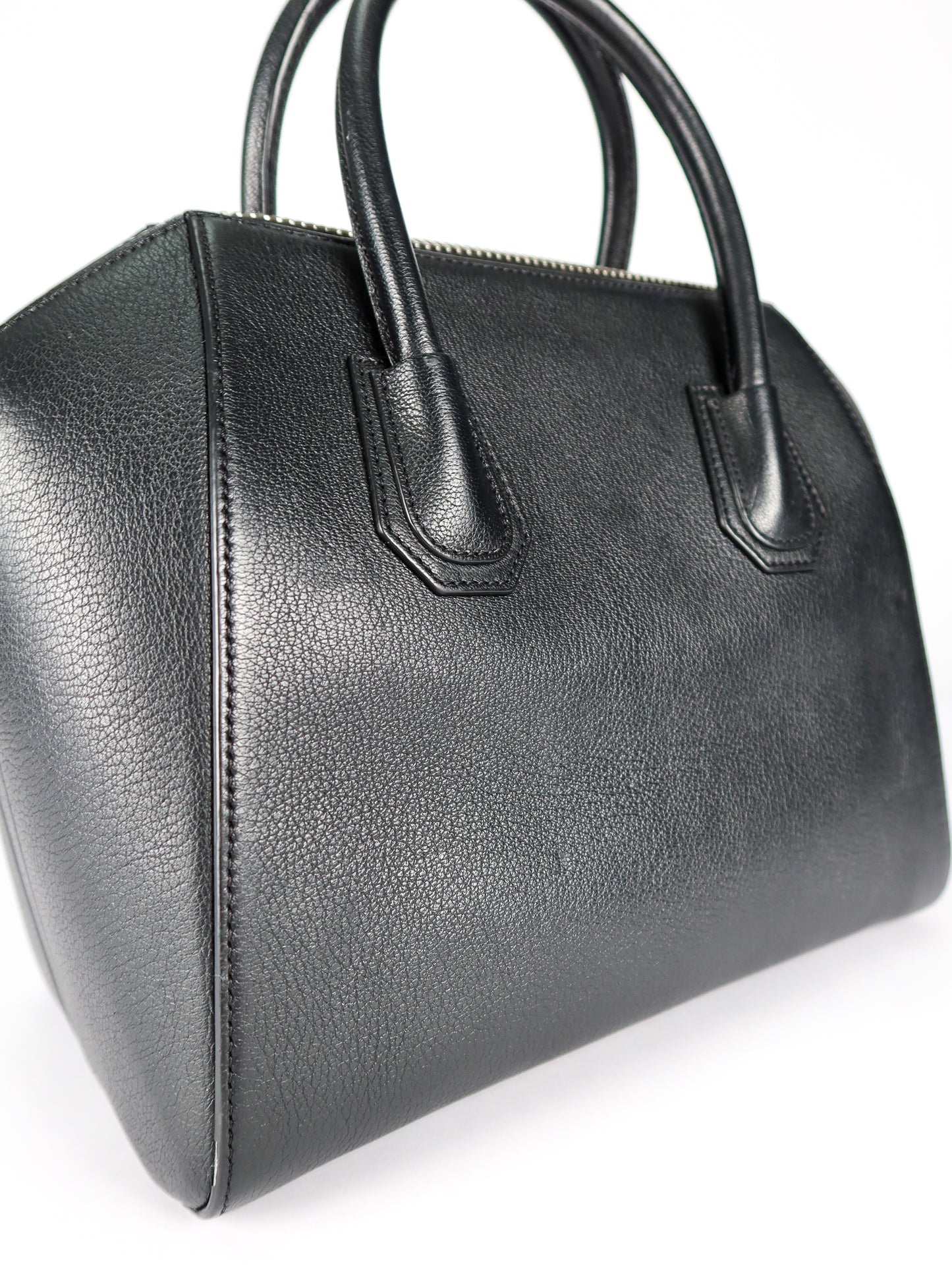 GIVENCHY SMALL ANTIGONA BAG