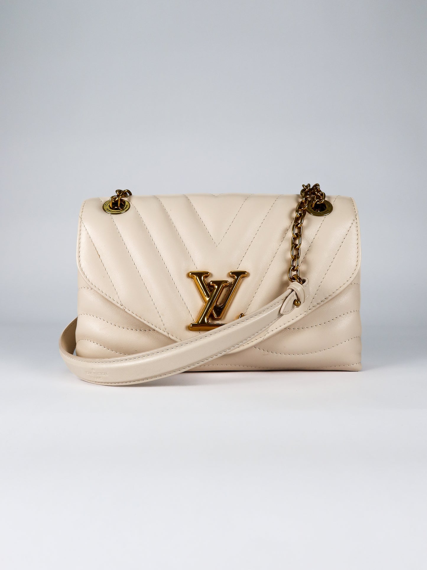 LOUIS VUITTON NEW WAVE BAG