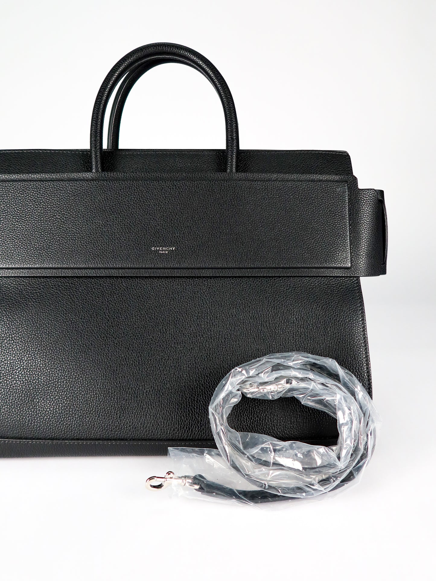 GIVENCHY HORIZON BAG