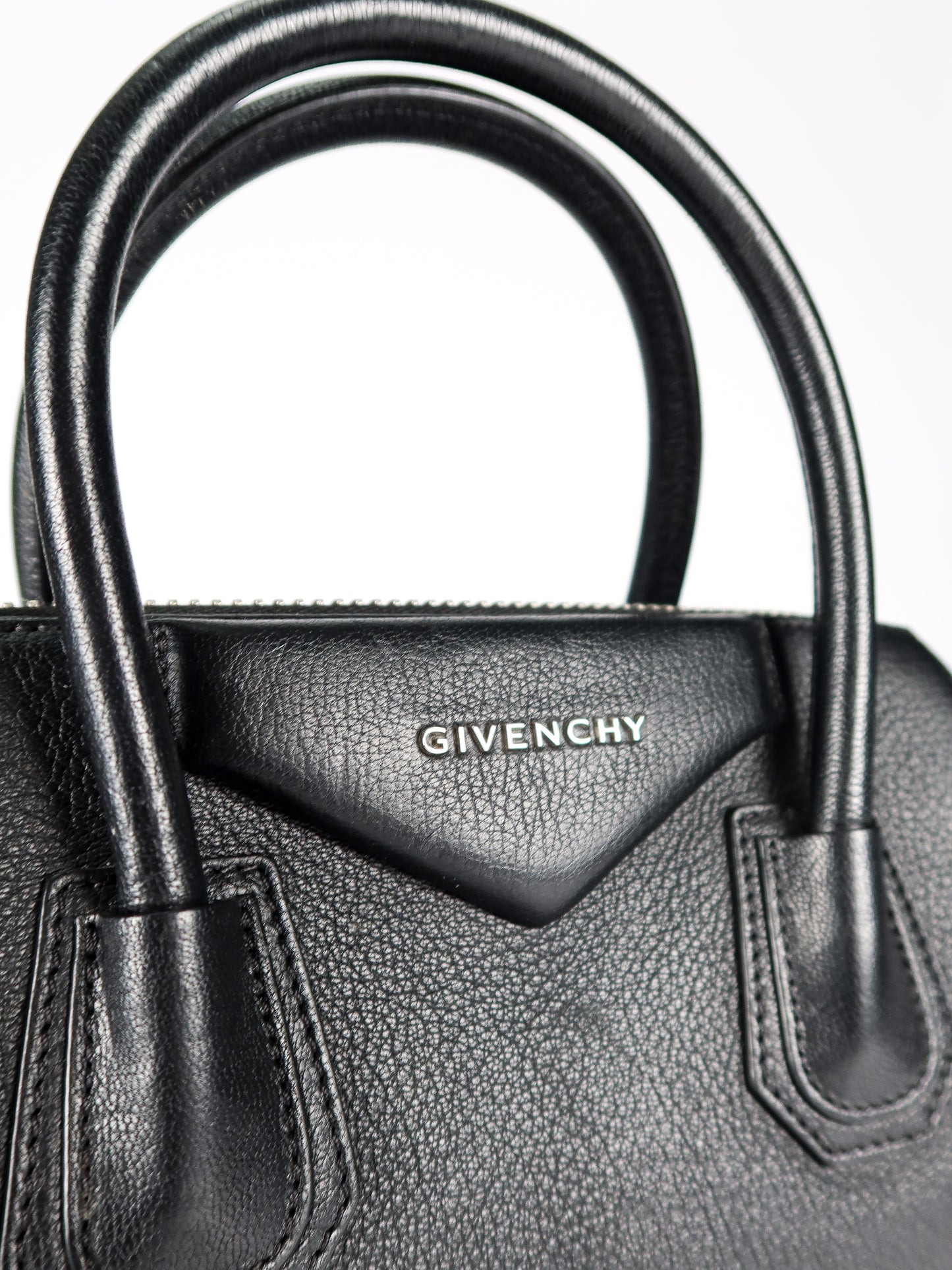 GIVENCHY SMALL ANTIGONA BAG