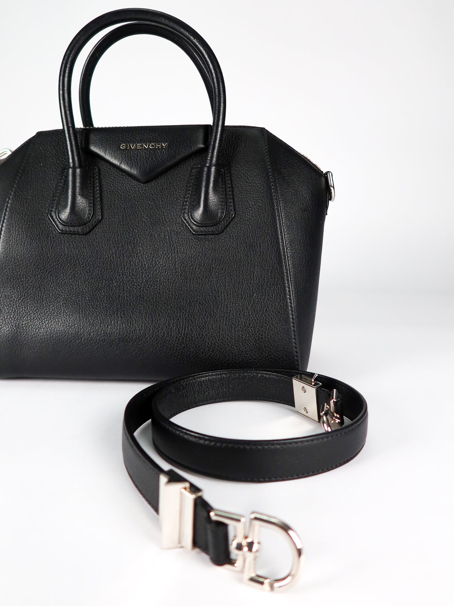 GIVENCHY SMALL ANTIGONA BAG